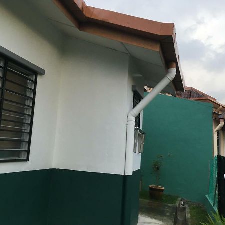 Villa Permata Impian Bangi Exterior foto